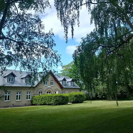 In Danmark -petersminde Exclusive *